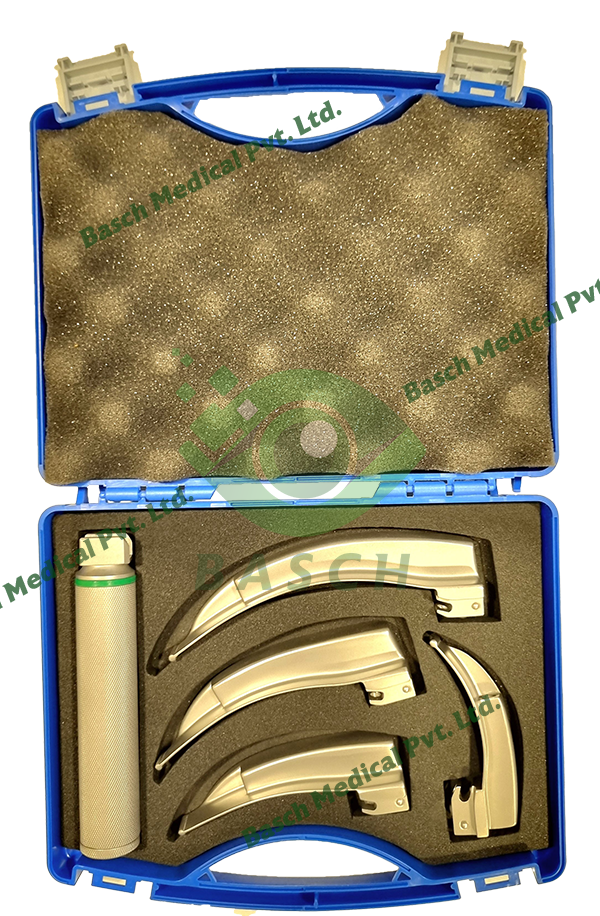 Fibre Optic REUSABLE Blades INTEGRATED MAC WITH 4 BLADES AND HANDLE IN PLASTIC CASE